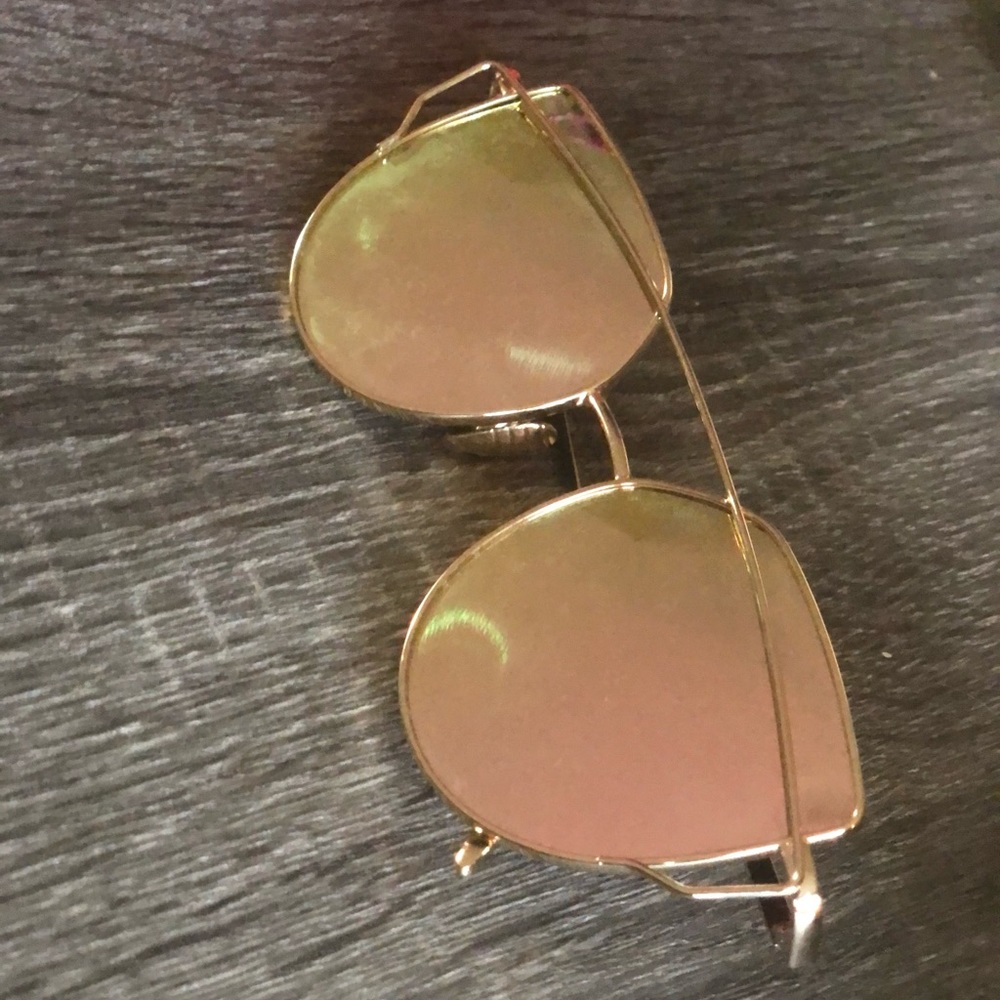 2/$15 Rose gold lense sunglasses